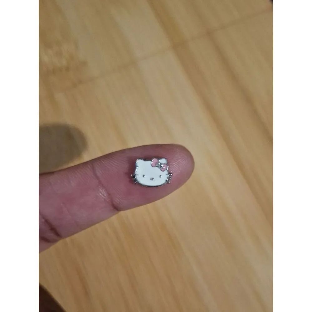 Floating locket charm - hello kitty - Picture 3 of 3